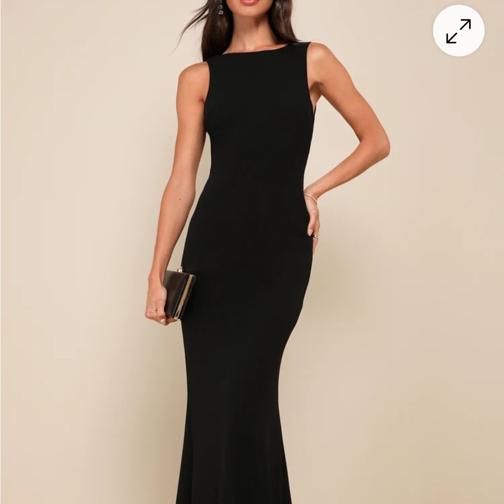 Love in your eyes black knotted mermaid maxi dress